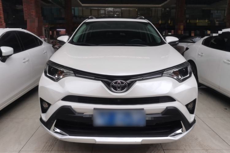 Used Toyota RAV4 2016 2.0L CVT Two-Wheel Drive Fashion Edition China V Standard Front