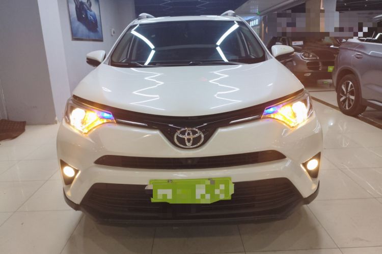 Used Toyota RAV4 2016 2.0L CVT Two-Wheel Drive Comfort Edition China V Standard Front