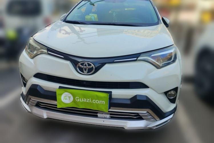 Used Toyota RAV4 2016 2.0L CVT 4x4 New Edition China V Standard Front