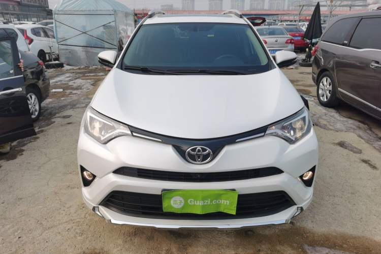 Used Toyota RAV4 2016 2.0L CVT Two-Wheel Drive Comfort Edition China V Standard Front