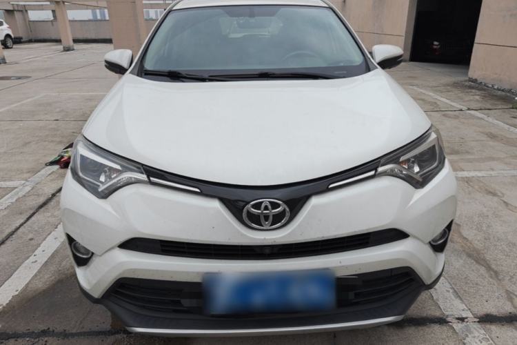 Used Toyota RAV4 2016 2.0L CVT Two-Wheel Drive Smart Edition China V Standard Front