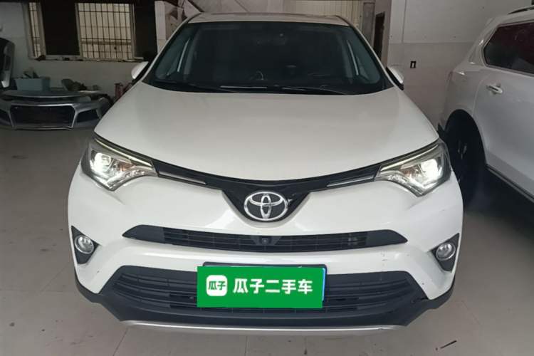 Used Toyota RAV4 2016 2.0L CVT Two-Wheel Drive Smart Edition China V Standard Front