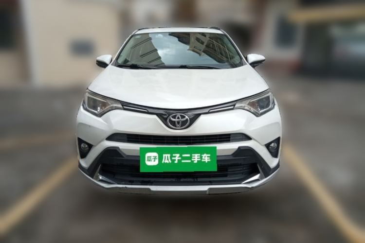 Used Toyota RAV4 2016 2.0L CVT Two-Wheel Drive Urban Edition China V Standard Front
