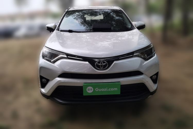 Used Toyota RAV4 2016 2.0L CVT Two-Wheel Drive Urban Edition China V Standard Front