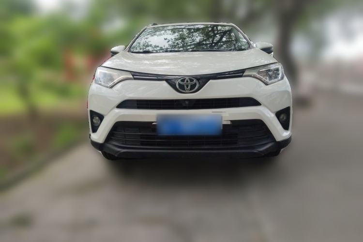 Used Toyota RAV4 2016 2.0L CVT Two-Wheel Drive Fashion Edition China V Standard Front