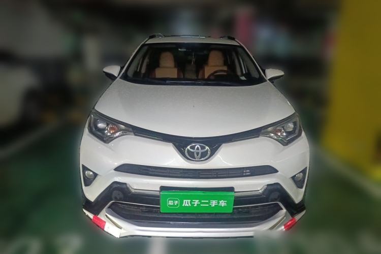 Used Toyota RAV4 2016 2.0L CVT Two-Wheel Drive Urban Edition China V Standard Front