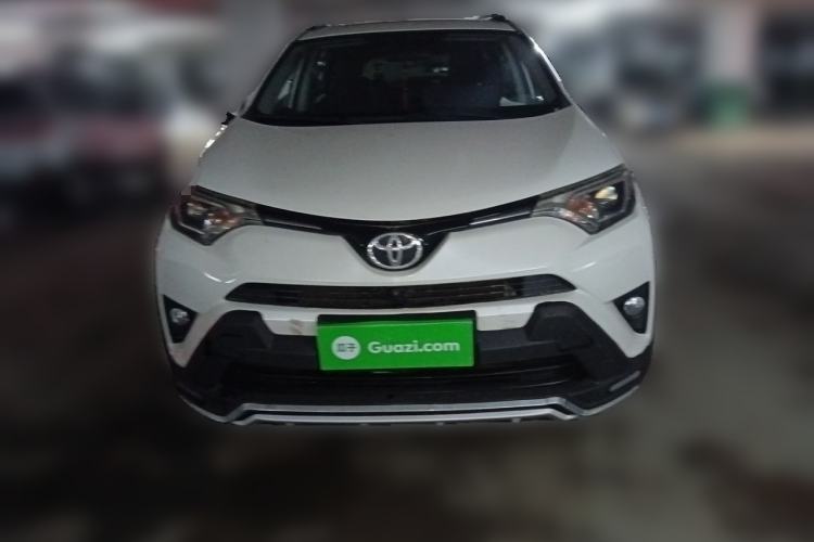 Used Toyota RAV4 2016 2.0L CVT Two-Wheel Drive Fashion Edition China V Standard Front