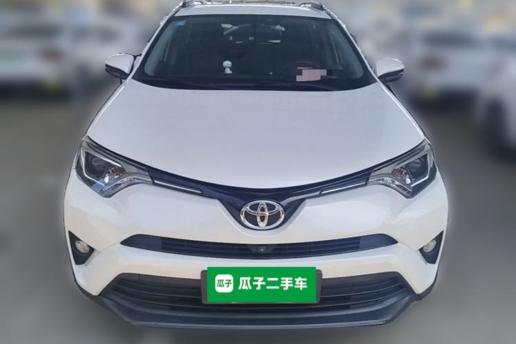 Used Toyota RAV4 2016 2.0L CVT Two-Wheel Drive Fashion Edition China V Standard Front