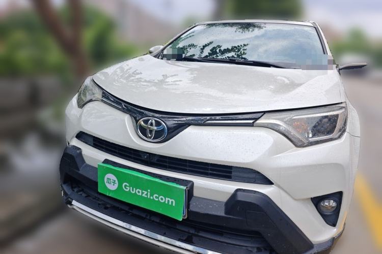 Used Toyota RAV4 2016 2.0L CVT Two-Wheel Drive Fashion Edition China V Standard Front