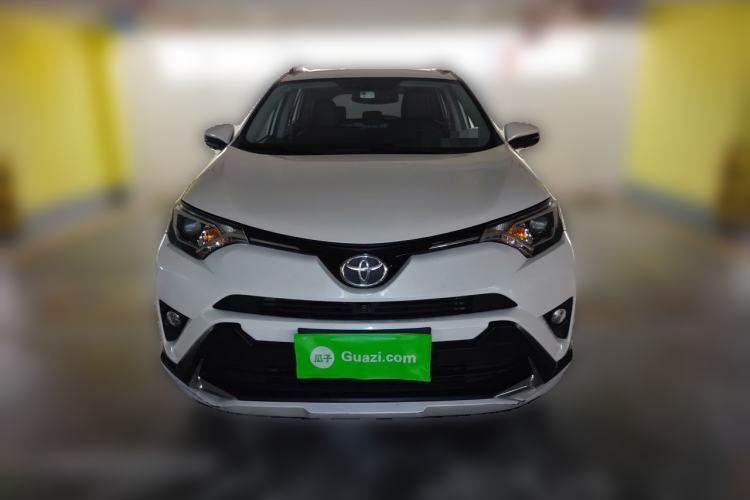 Used Toyota RAV4 2016 2.0L CVT Two-Wheel Drive Fashion Edition China V Standard Front