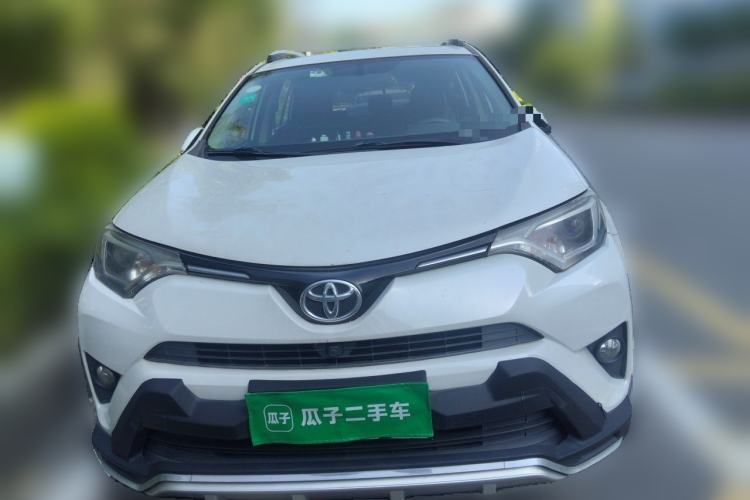 Used Toyota RAV4 2016 2.0L CVT Two-Wheel Drive Fashion Edition China V Standard Front