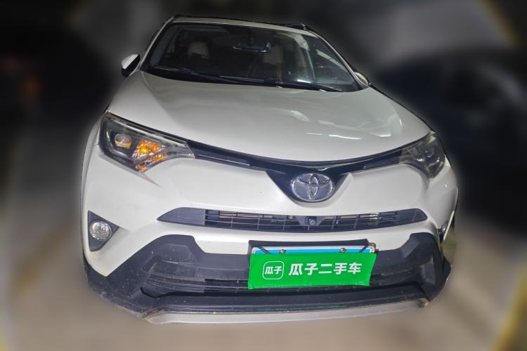 Used Toyota RAV4 2016 2.0L CVT 4x4 New Edition China V Standard Front