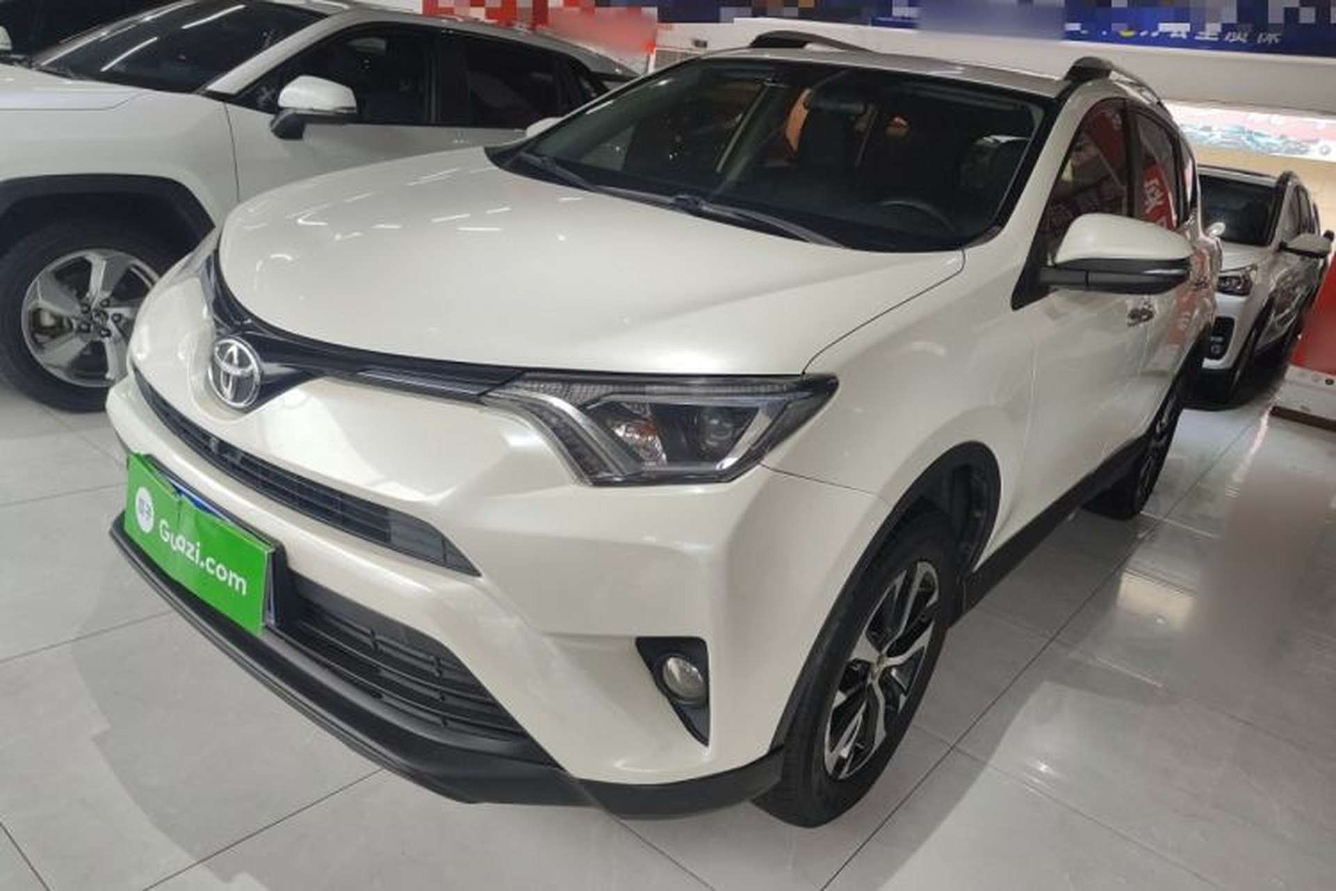 Used Toyota RAV4 2016 2.0L CVT Two-Wheel Drive Comfort Edition China V Standard Front Left 45 Deg