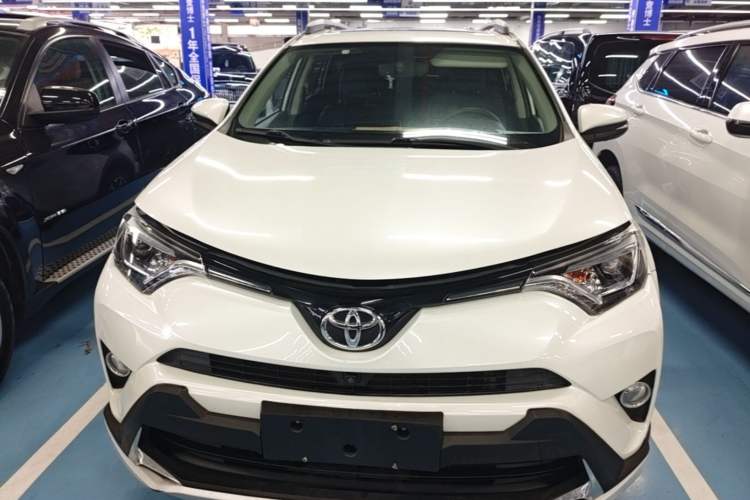 Used Toyota RAV4 2016 2.0L CVT Two-Wheel Drive Smart Edition China V Standard Front