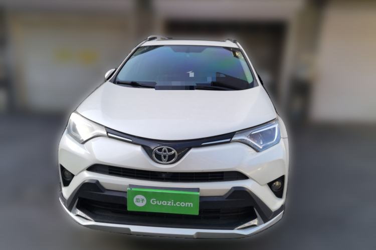 Used Toyota RAV4 2016 2.0L CVT Two-Wheel Drive Fashion Edition China V Standard Front