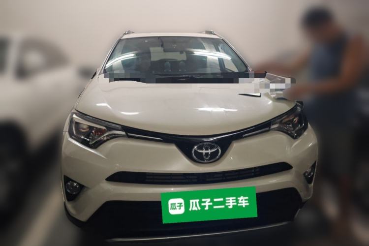 Used Toyota RAV4 2016 2.0L CVT Two-Wheel Drive Comfort Edition China V Standard Front