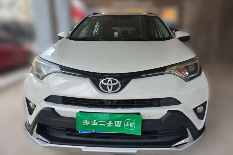 Used Toyota RAV4 2016 2.0L CVT Two-Wheel Drive Fashion Edition China V Standard Front