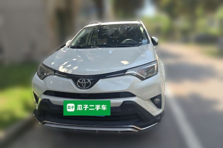 Used Toyota RAV4 2016 2.0L CVT Two-Wheel Drive Fashion Edition China V Standard Front