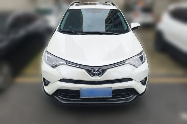 Used Toyota RAV4 2016 2.0L CVT Two-Wheel Drive Fashion Edition China V Standard Front