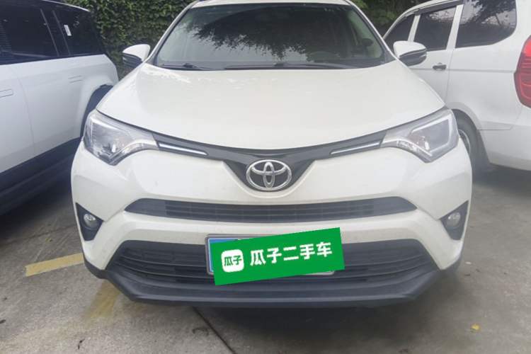 Used Toyota RAV4 2016 2.0L CVT Two-Wheel Drive Urban Edition China V Standard Front