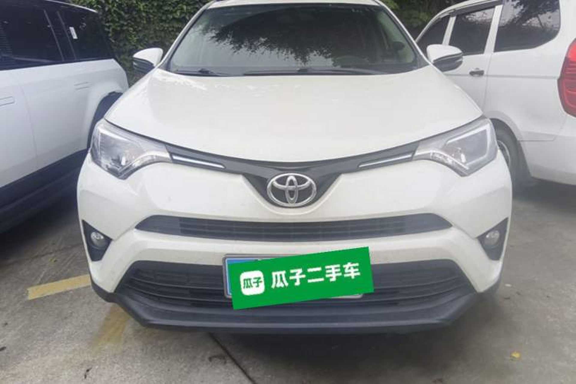 Used Toyota RAV4 2016 2.0L CVT Two-Wheel Drive Urban Edition China V Standard Front