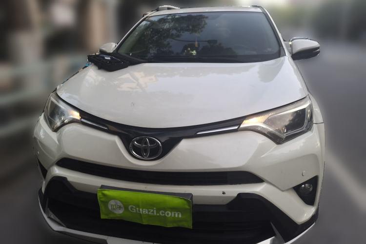 Used Toyota RAV4 2016 2.0L CVT Two-Wheel Drive Comfort Edition China V Standard Front