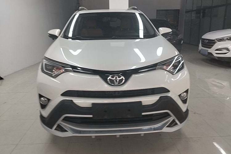 Used Toyota RAV4 2016 2.0L CVT Two-Wheel Drive Smart Edition China V Standard Front