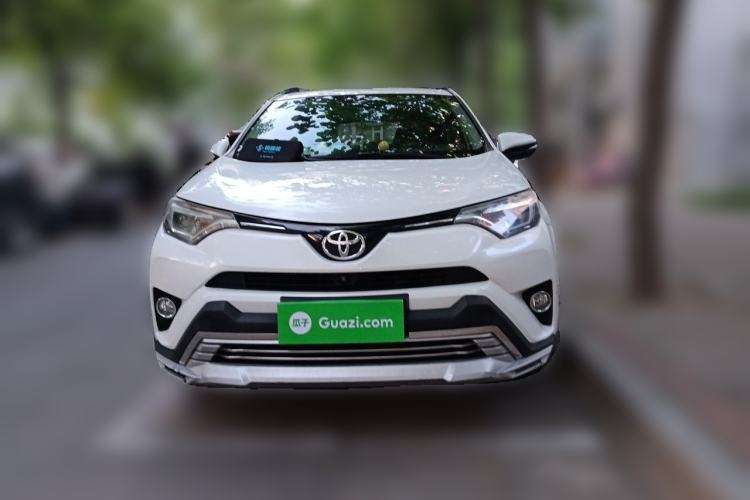 Used Toyota RAV4 2016 2.5L Automatic 4x4 Elite Edition Front