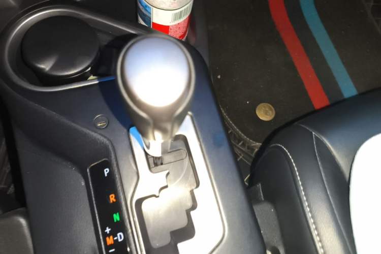 Used Toyota RAV4 2016 2.0L CVT 4x4 New Edition China V Standard Gear Lever