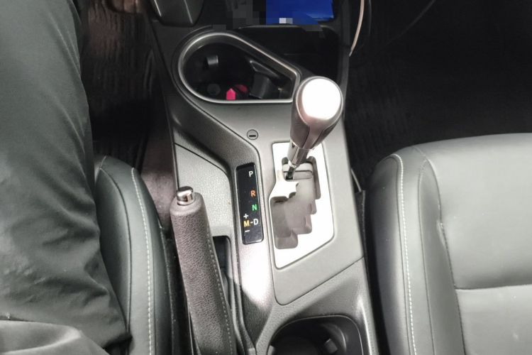 Used Toyota RAV4 2016 2.0L CVT 4x4 New Edition China V Standard Gear Lever