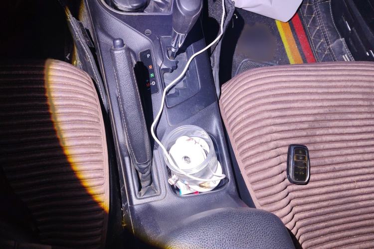 Used Toyota RAV4 2016 2.0L CVT Two-Wheel Drive Fashion Edition China V Standard Gear Lever