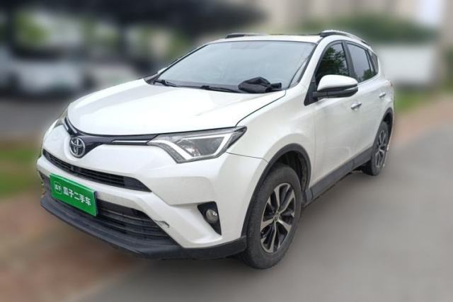 Used Toyota RAV4 2016 2.0L CVT Two-Wheel Drive Fashion Edition China V Standard