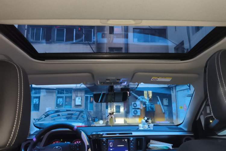 Used Toyota RAV4 2016 2.0L CVT 4x4 New Edition China V Standard Headliner