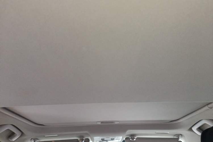 Used Toyota RAV4 2016 2.0L CVT Two-Wheel Drive Fashion Edition China V Standard Headliner
