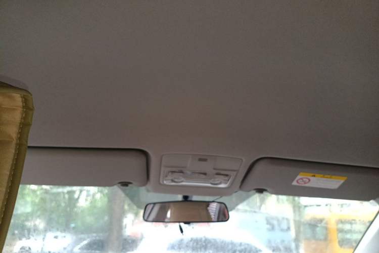 Used Toyota RAV4 2016 2.0L CVT Two-Wheel Drive Urban Edition China V Standard Headliner