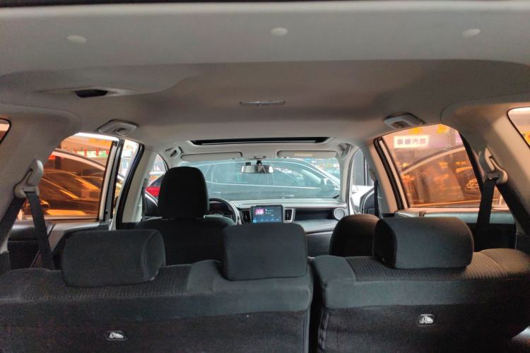 Used Toyota RAV4 2016 2.0L CVT Two-Wheel Drive Fashion Edition China V Standard Headliner