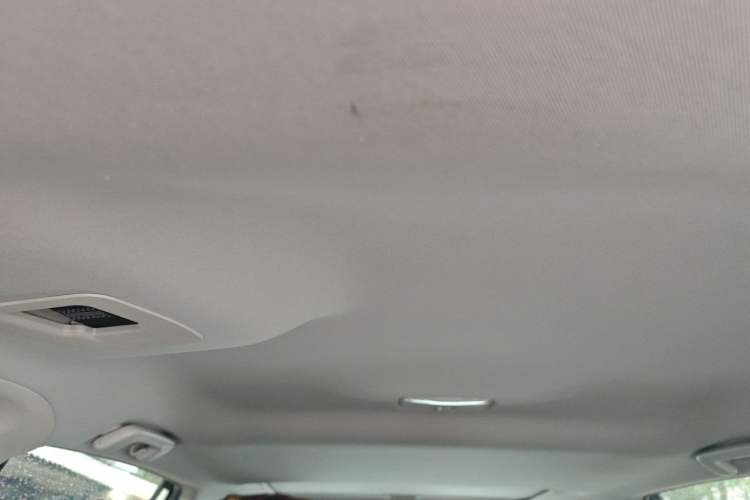 Used Toyota RAV4 2016 2.0L CVT Two-Wheel Drive Comfort Edition China V Standard Headliner