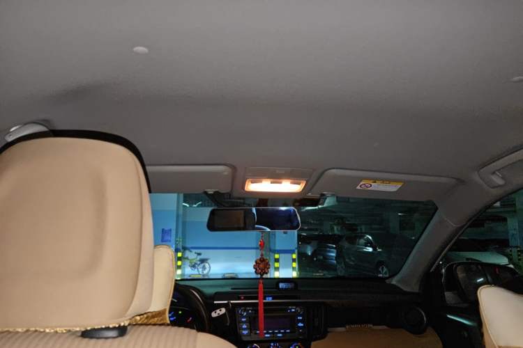 Used Toyota RAV4 2016 2.0L CVT Two-Wheel Drive Urban Edition China V Standard Headliner