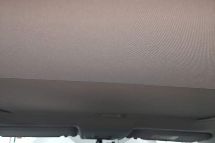 Used Toyota RAV4 2016 2.0L CVT Two-Wheel Drive Fashion Edition China V Standard Headliner