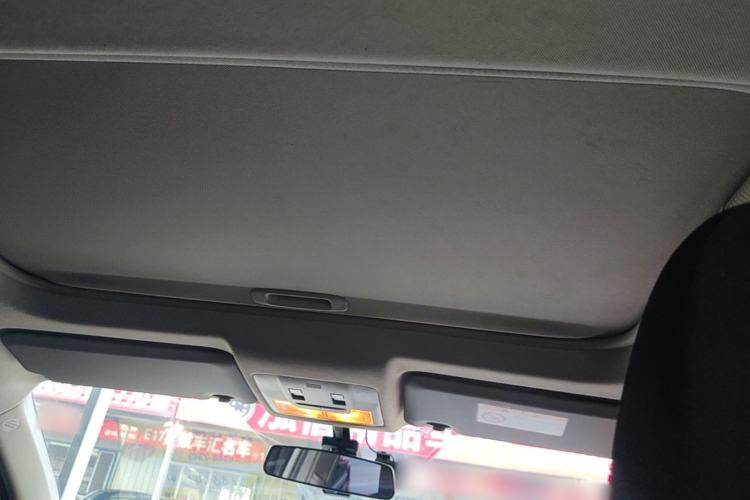 Used Toyota RAV4 2016 2.0L CVT Two-Wheel Drive Fashion Edition China V Standard Headliner