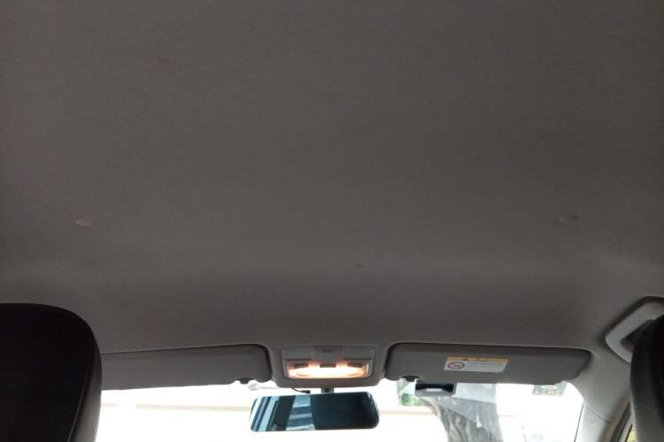 Used Toyota RAV4 2016 2.0L CVT Two-Wheel Drive Urban Edition China V Standard Headliner