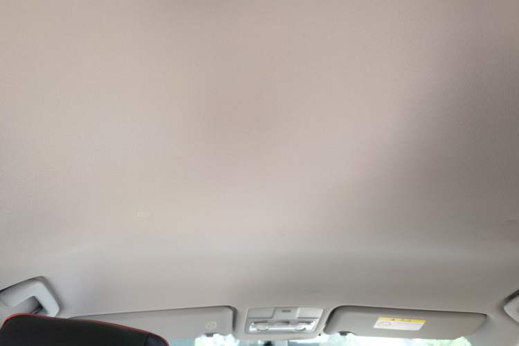Used Toyota RAV4 2016 2.0L CVT Two-Wheel Drive Urban Edition China V Standard Headliner