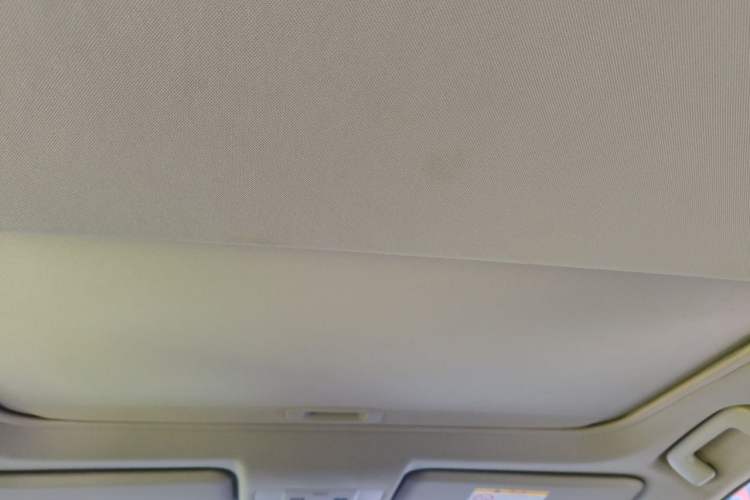 Used Toyota RAV4 2016 2.0L CVT Two-Wheel Drive Fashion Edition China V Standard Headliner