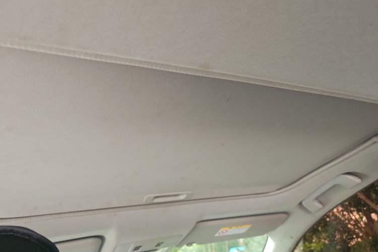 Used Toyota RAV4 2016 2.0L CVT Two-Wheel Drive Fashion Edition China V Standard Headliner