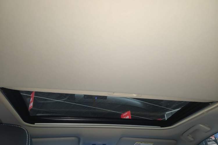Used Toyota RAV4 2016 2.0L CVT Two-Wheel Drive Smart Edition China V Standard Headliner