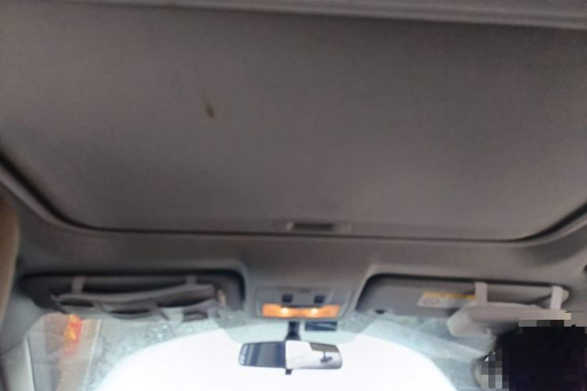 Used Toyota RAV4 2016 2.0L CVT Two-Wheel Drive Fashion Edition China V Standard Headliner