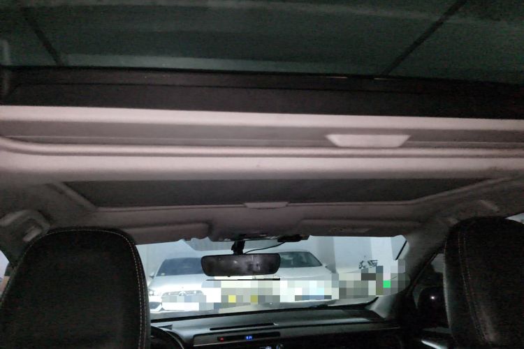 Used Toyota RAV4 2016 2.5L Automatic 4x4 Elite Edition Headliner