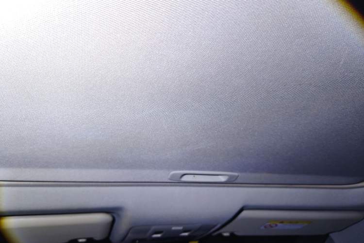 Used Toyota RAV4 2016 2.0L CVT Two-Wheel Drive Fashion Edition China V Standard Headliner