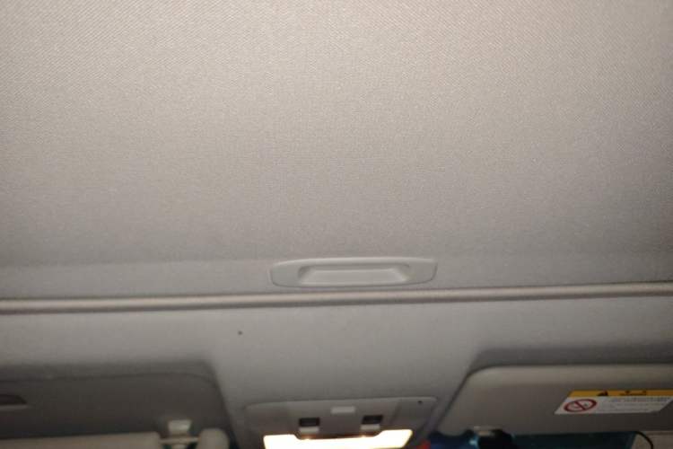 Used Toyota RAV4 2016 2.0L CVT Two-Wheel Drive Smart Edition China V Standard Headliner