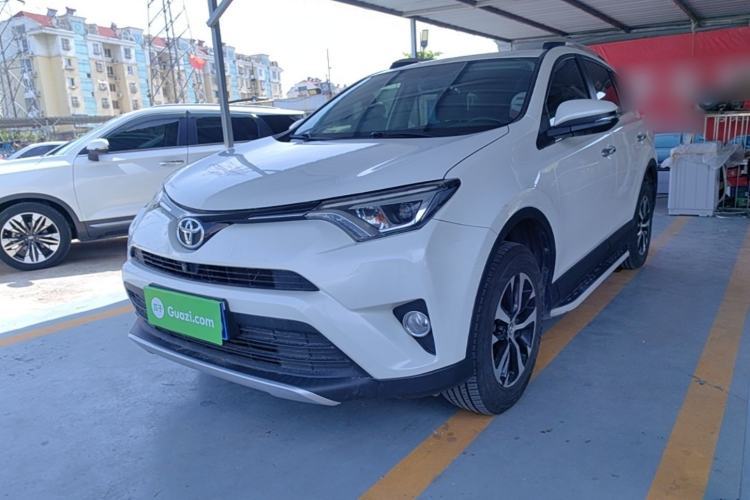 Used Toyota RAV4 2016 2.0L CVT Two-Wheel Drive Smart Edition China V Standard Guazi used car, China used car export, Used car for sale, Used cars, Cheapest cars for sale